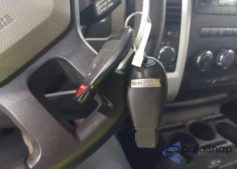 2009 Dodge Ram 1500 Slt/Sport/Trx z USA, uszkodzony, nr VIN 1D3HV18P29S803669